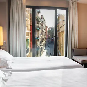 pestana-arena-barcelona.topbarcelonahotels.com/