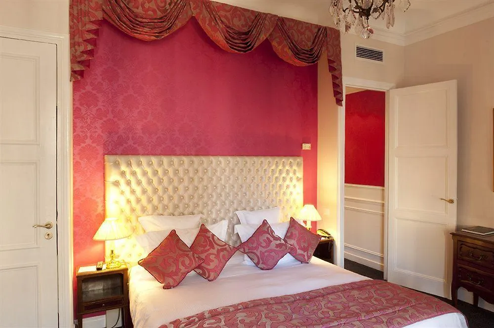 Hotel Claridge Paris France